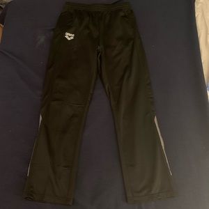 NEW WITH TAGS Arena Black warm up pants!!